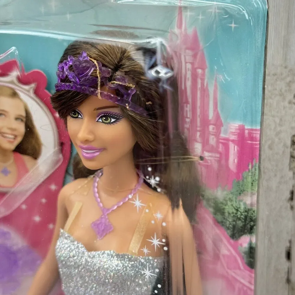 Barbie Princess Brunette Barbie Doll Gift Girl Necklace Purple Dress Crown *Read